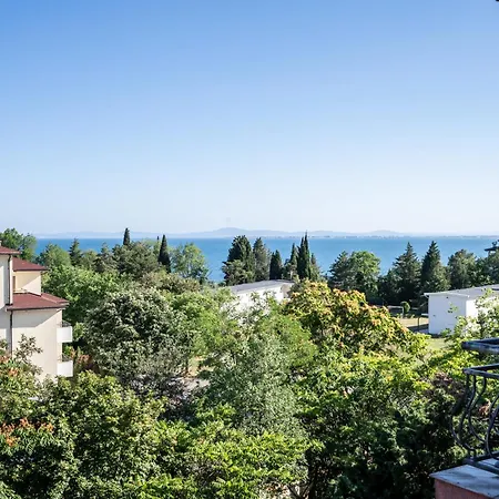 Ar Luxury Apartment Ravda